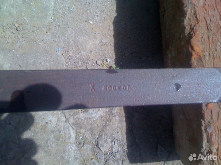 Старинные весы с клеймом