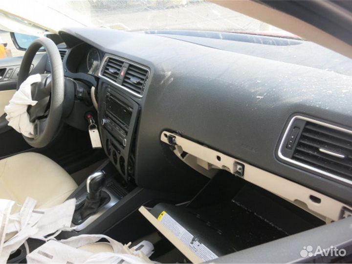 Разбор на запчасти Volkswagen Jetta 6 2010-2015