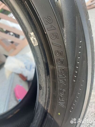 Yokohama BluEarth E75 215/55 R17