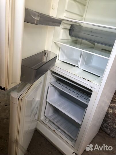 Холодильник бу