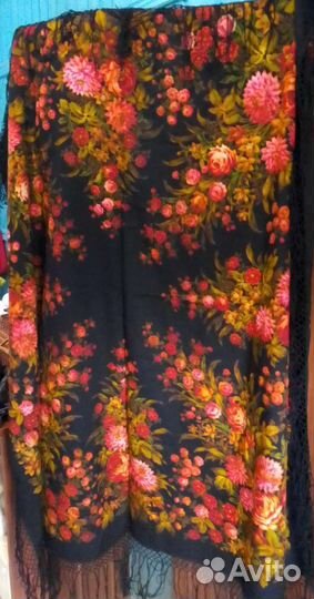 150х150 Павловская шаль