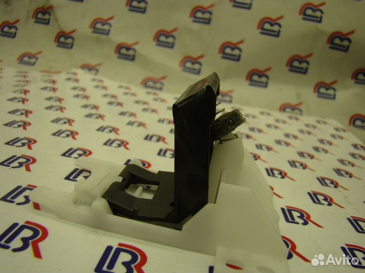 RM2-0812-000 Тормозная площадка HP M227sdn