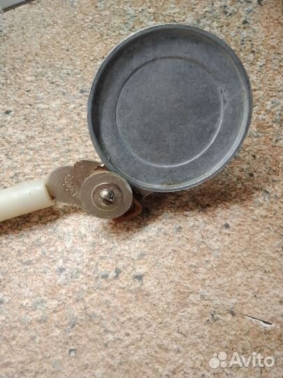 Закаточная машинка