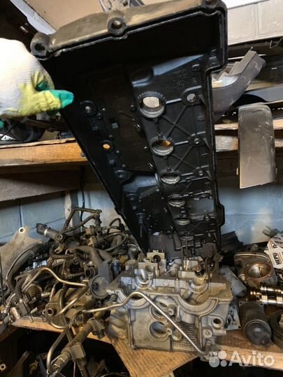 Клапанная крышка bmw N73 b60