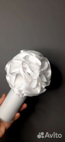 1 сентября.Очень красивые белые бантыРучнаяработа