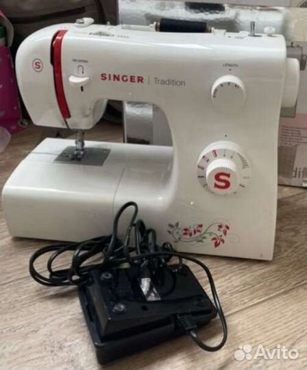 Швейная машина singer