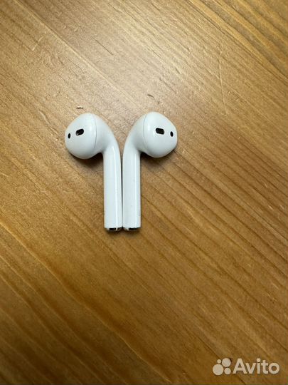 Беспроводные наушники apple airpods 1