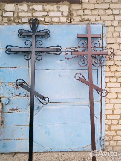 Кресты, столы, лавочки, ограды