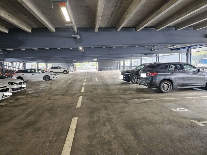 Машиноместо, 13 м²