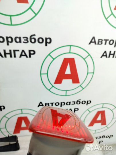 Фонарь противотуманный задний левый Mitsubishi