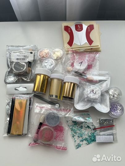 Принадлежности для дизайна маникюра