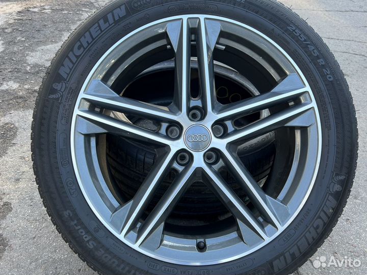 Колеса Audi Q5 FY R20 оригинал
