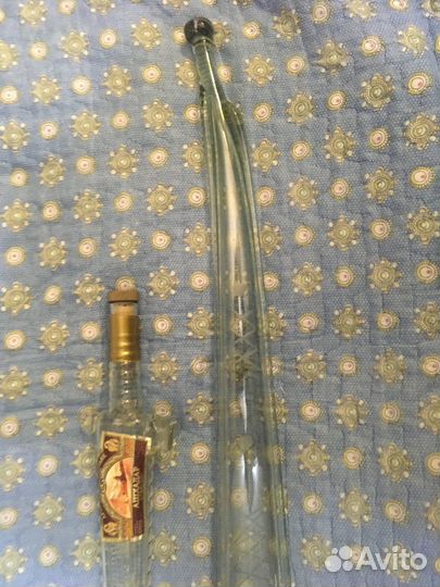 Сувенирные бутылки в виде сабель