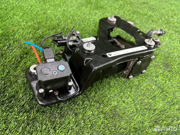 Компрессор подвески Bmw X5 E70 N52B30 2007