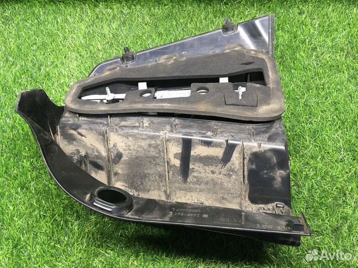 Фонарь задний левый Opel Zafira B 24451841