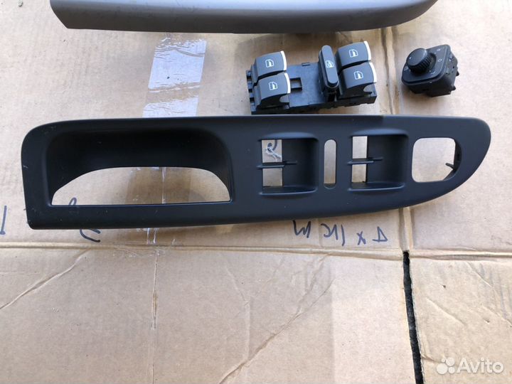 Блок кнопок стеклоподъемники Фольксваген пассат Б6
