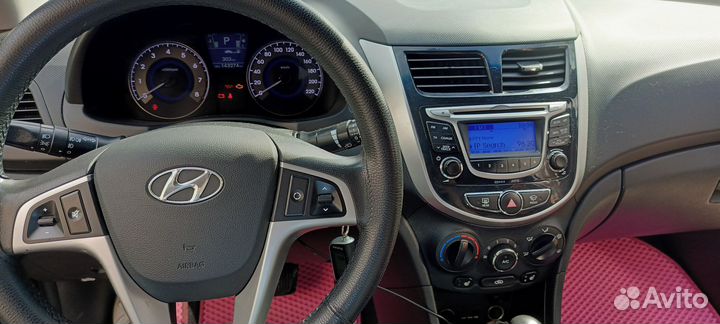 Hyundai Solaris 1.4 AT, 2013, 145 000 км