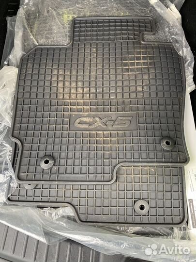 Автомобильные коврики Mazda-CX5