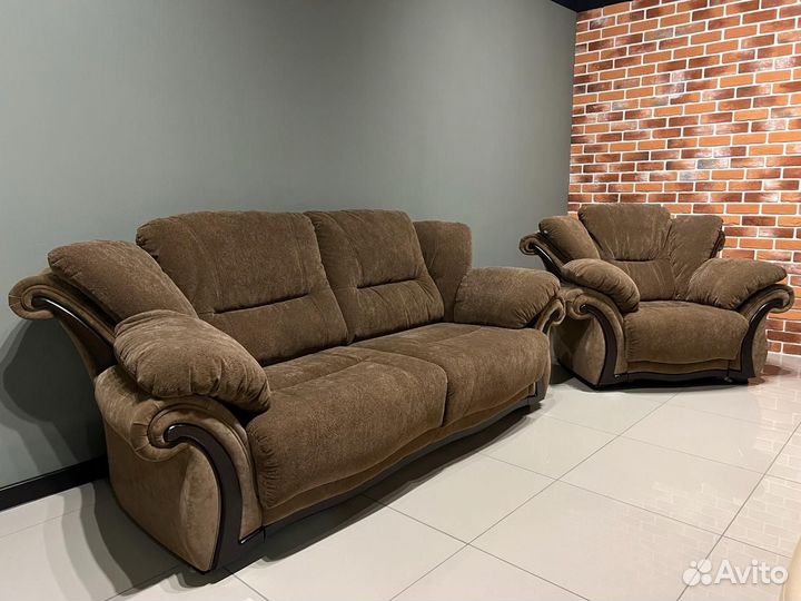 Диван и кресло