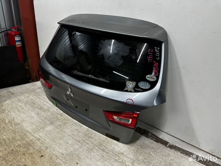 Крышка багажника Митсубиши асх 2010