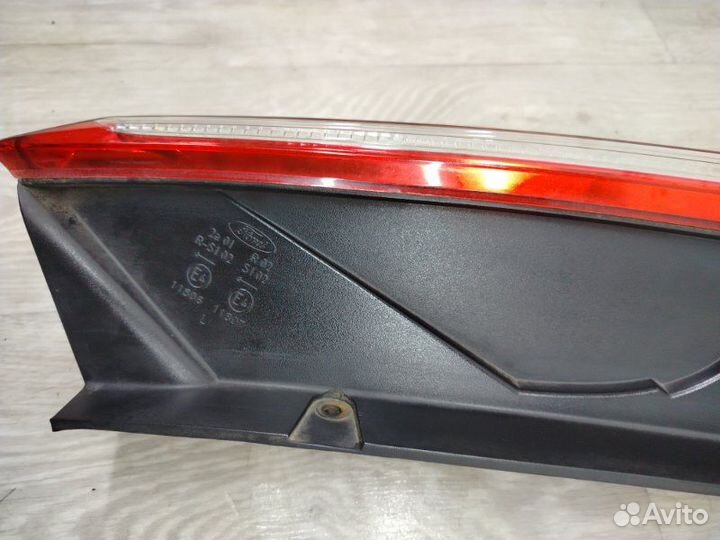 Фонарь в крыло задний левый Ford Focus CB4 qqdb