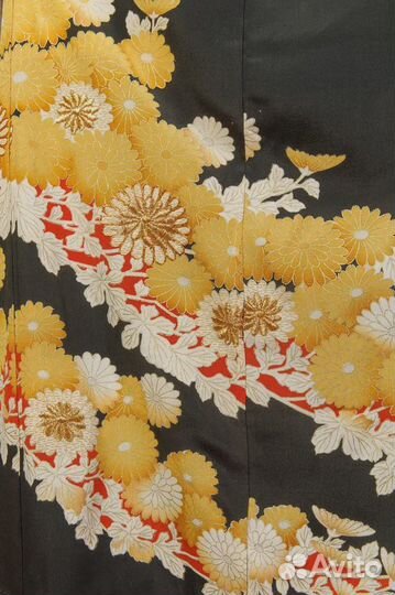 Винтажное кимоно томэсодэ