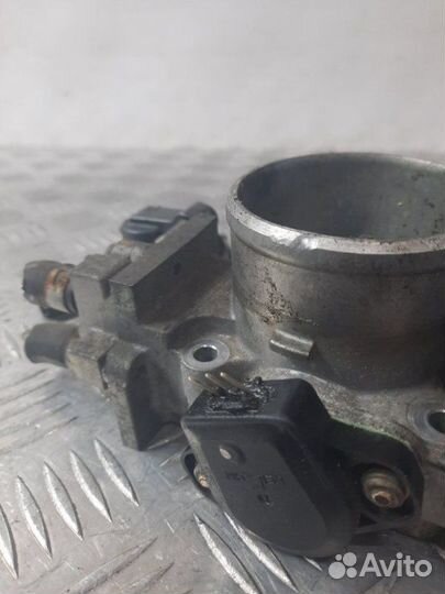 Дроссельная заслонка Honda Civic 1.6 D16W1 2002