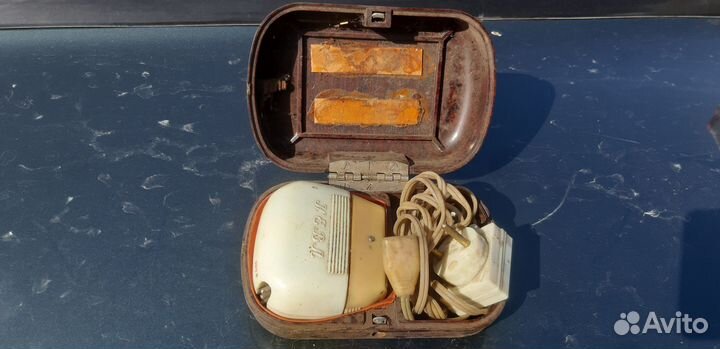 Электробритва. Нева СССР карболит