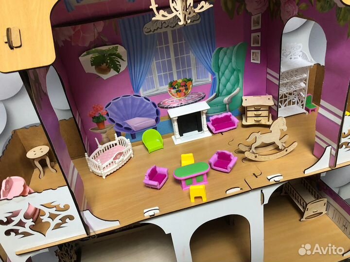 Домик кукольный