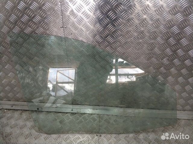 Стекло двери переднее правое Ssangyong Actyon