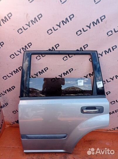 Стекло двери заднее левое Nissan X-Trail NT30 QR20