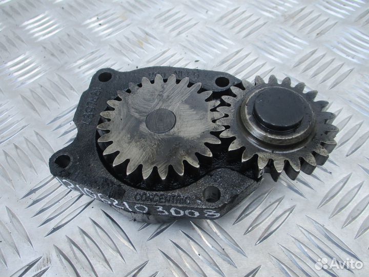 Насос масляный Iveco 4897481