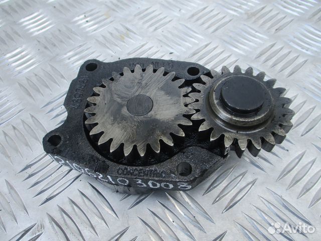 Насос масляный Iveco 4897481