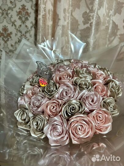 Букет из атласных лент 