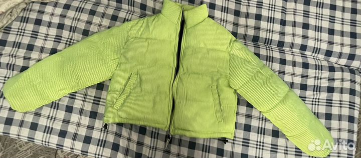 Пуховик женский укороченный