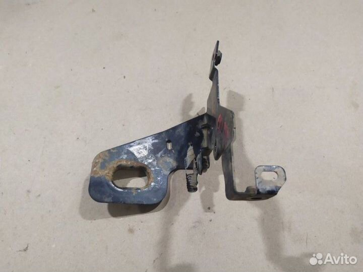 Кронштейн Renault Fluence K4MV838 2010