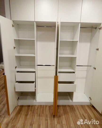 Шкаф распашной