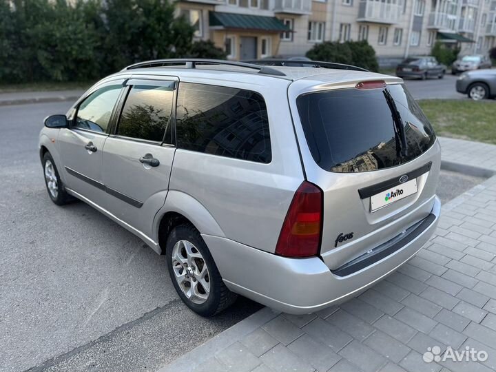 Ford Focus 1.8 МТ, 2000, 266 217 км