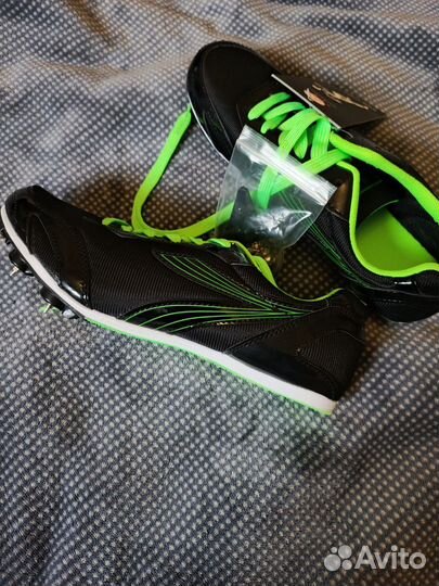 Шиповки для легкой атлетики 39 размер, новые