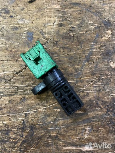 Датчик распредвала Ниссан Патфайндер