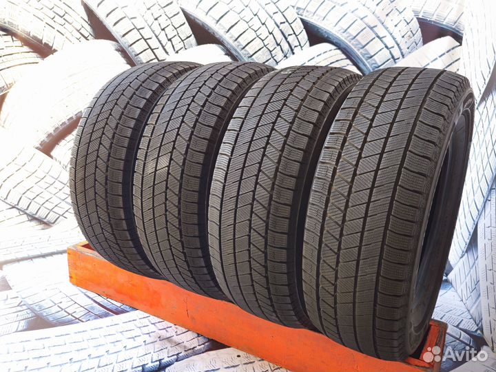 Bridgestone Blizzak VRX 225/60 R16