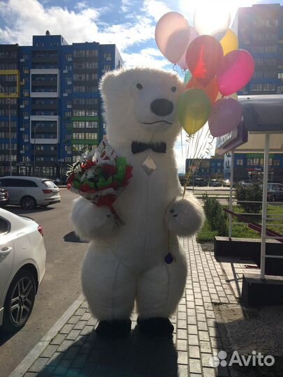 Новогодняя игрушка медведь