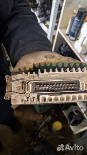 Блок управления двигателем 2.3 TD 601 0235450632