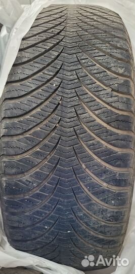 Goodyear Vector 4Seasons Gen-2 235/55 R18 V