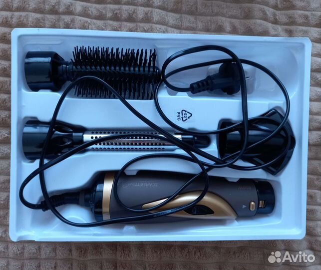 Фен с насадками scarlett