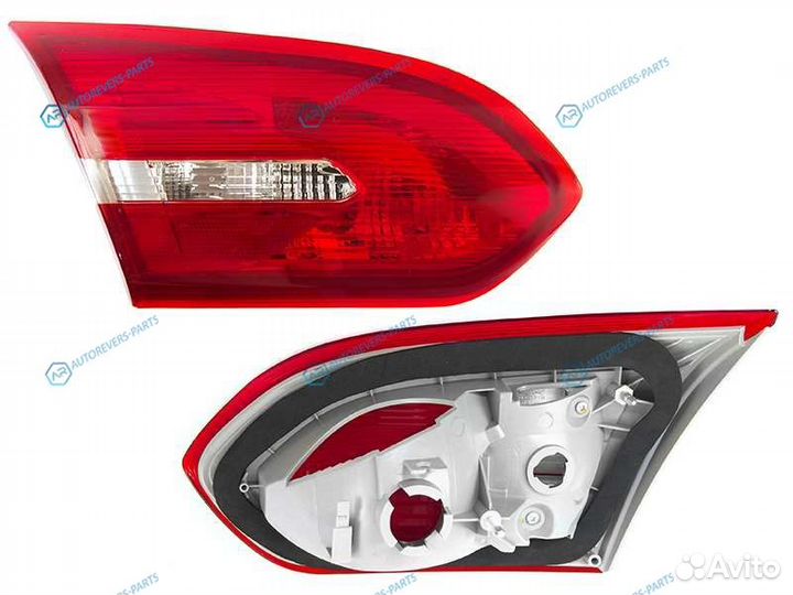 431-1324L-UE Фонарь в крышку багажника ford focus