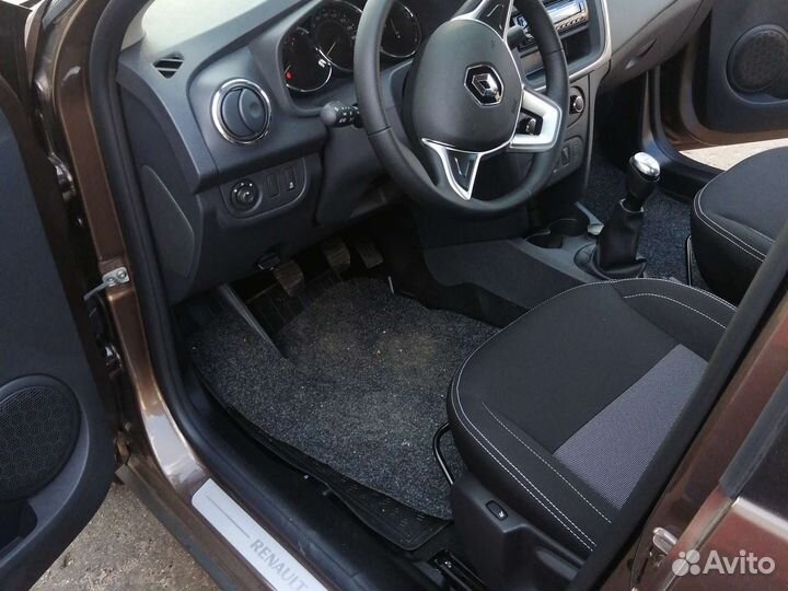 Renault Logan Stepway 1.6 МТ, 2022, 100 км