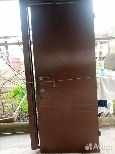 Дверь входная железная бронированая с коробкой