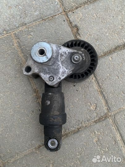 Натяжитель ремня генератора mazda CX5