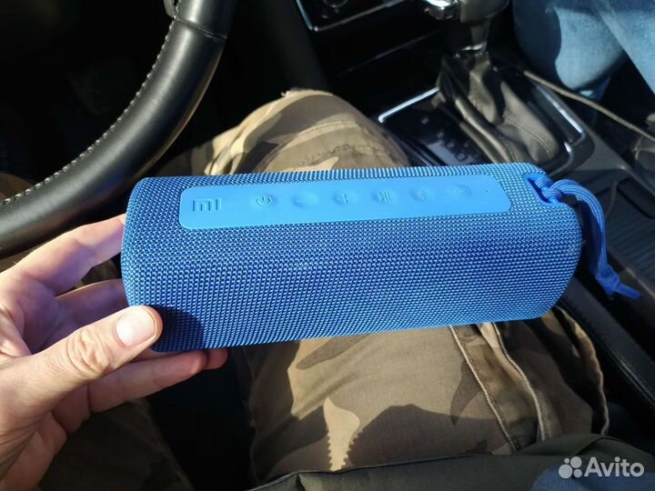 Безпроводная колонка Xiaomi Mi Portable 16W